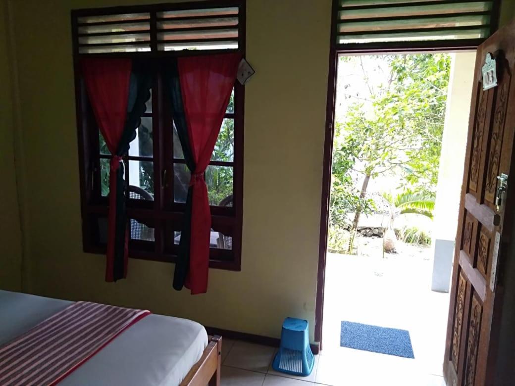 Sibayak Guesthouse Tuk Tuk Dış mekan fotoğraf